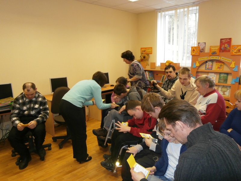 LCB filiāles Ceriņu bibliotēkas sadarbība ar Dienas aprūpes centru personām ar īpašām vajadzībām LCB filiāles Ceriņu bibliotēkas sadarbība ar Dienas aprūpes centru personām ar īpašām vajadzībām