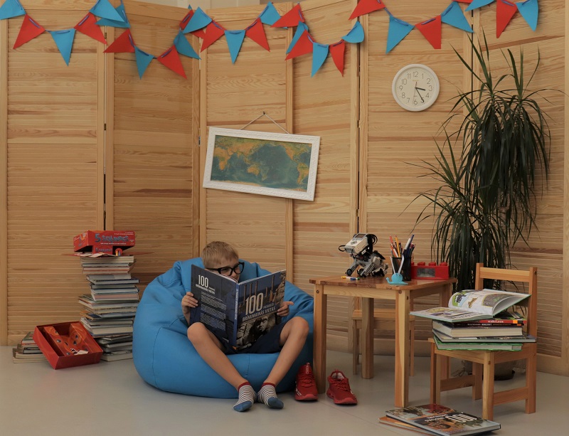 Zinību dienā bibliotēkā darbosies fotostūrītis Zinību dienā bibliotēkā darbosies fotostūrītis