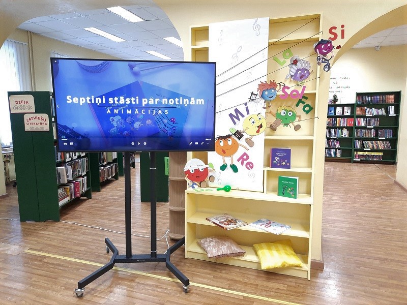 Bērnu bibliotēkā “Zīlīte” pieejama animācijas filmu un audio pasaku izstāde