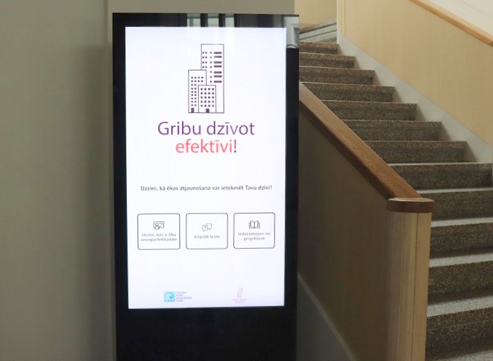 Daugavpilī uzstādīts digitālais stends par ēku atjaunošanu un energoefektivitāti Daugavpilī uzstādīts digitālais stends par ēku atjaunošanu un energoefektivitāti