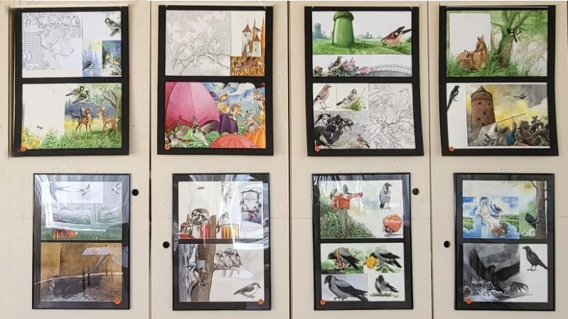 Mākslinieces, bērnu grāmatu ilustratores un autores Agijas Stakas putnu ilustrāciju izstādes ekspozīcijas