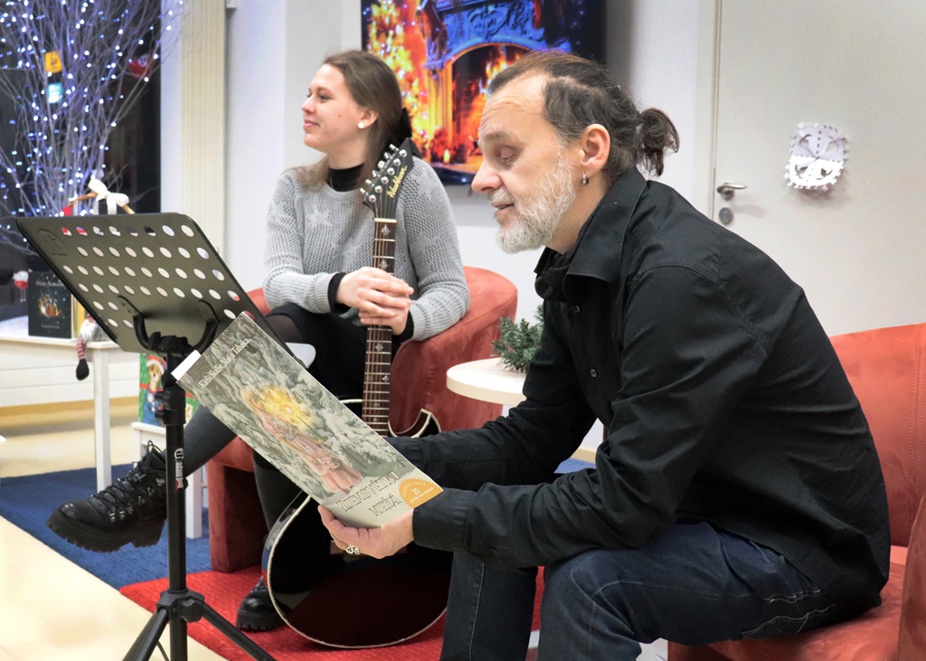 Daugavpils bibliotēkās norisināsies Ziemassvētku priekšā lasīšanas akcija