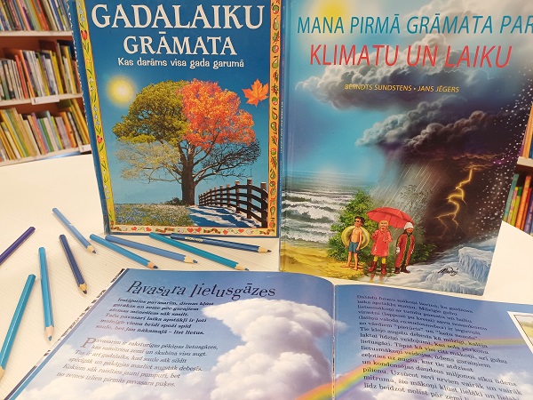 Dabas izpētes nodarbība Jaunbūves bibliotēkā