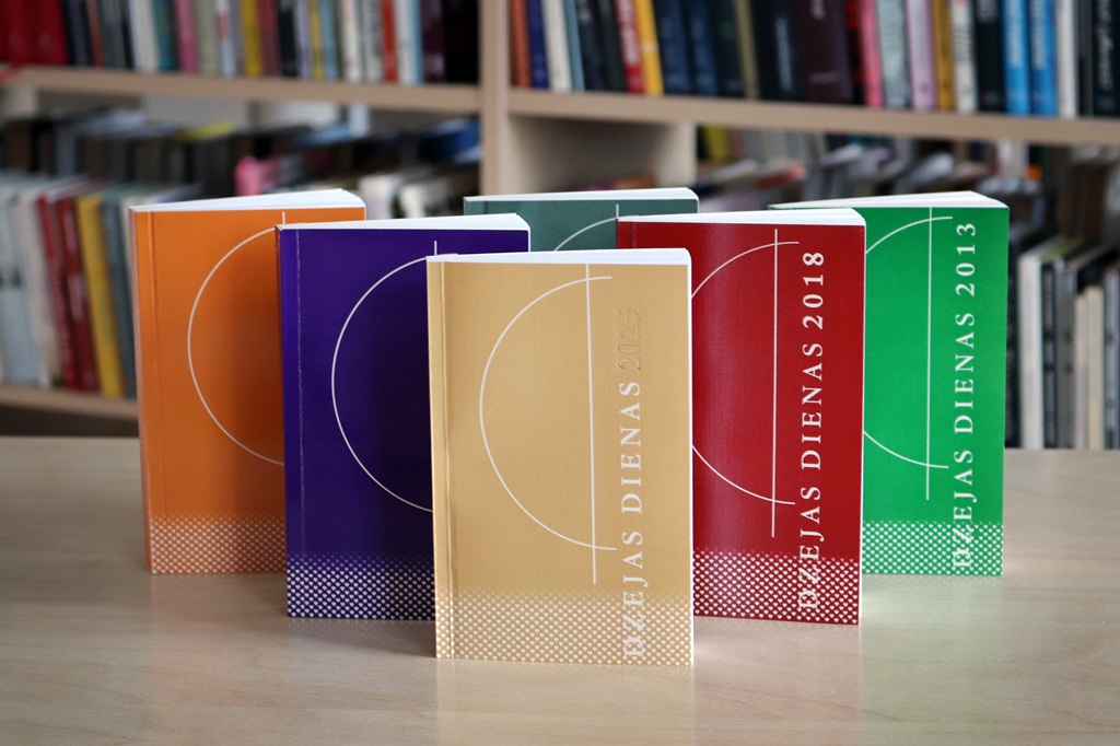 Bibliotēka aicina dzejniekus iesaistīties krājuma “Dzejas dienas 2026” veidošanā