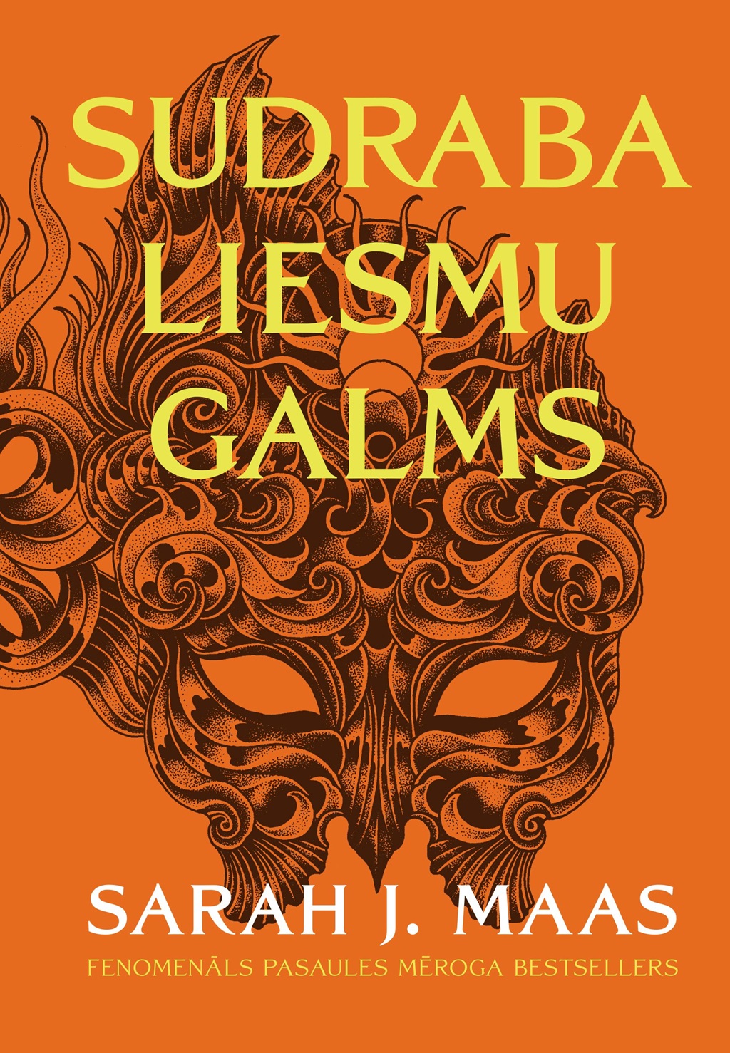 Sāras Dž. Māsas grāmatas "Sudraba liesmu galms" vāks. Oranžs fons ar krāšņu, detalizētu maskas un ugunsliesmu ilustrāciju tumši brūnā krāsā un dzeltenu virsrakstu